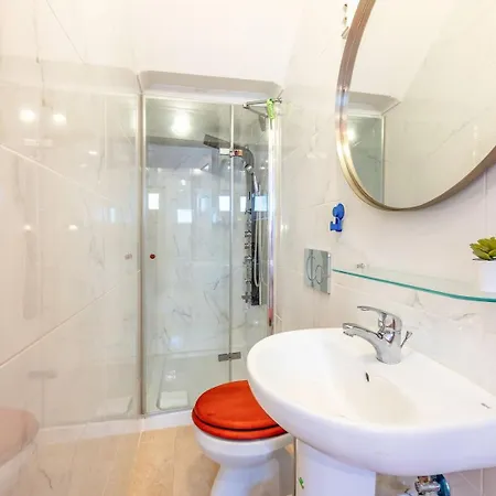 Guestready - Lovely Landscape In Apartment
